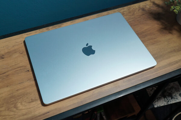 A cheap MacBook powered by an iPhone chip? Here’s how it could work